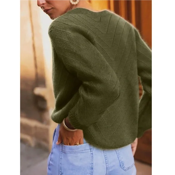 V-Cut Buttoned Down Green Knit Cardigan Textured, Long Sleeve - Picture 3 of 7